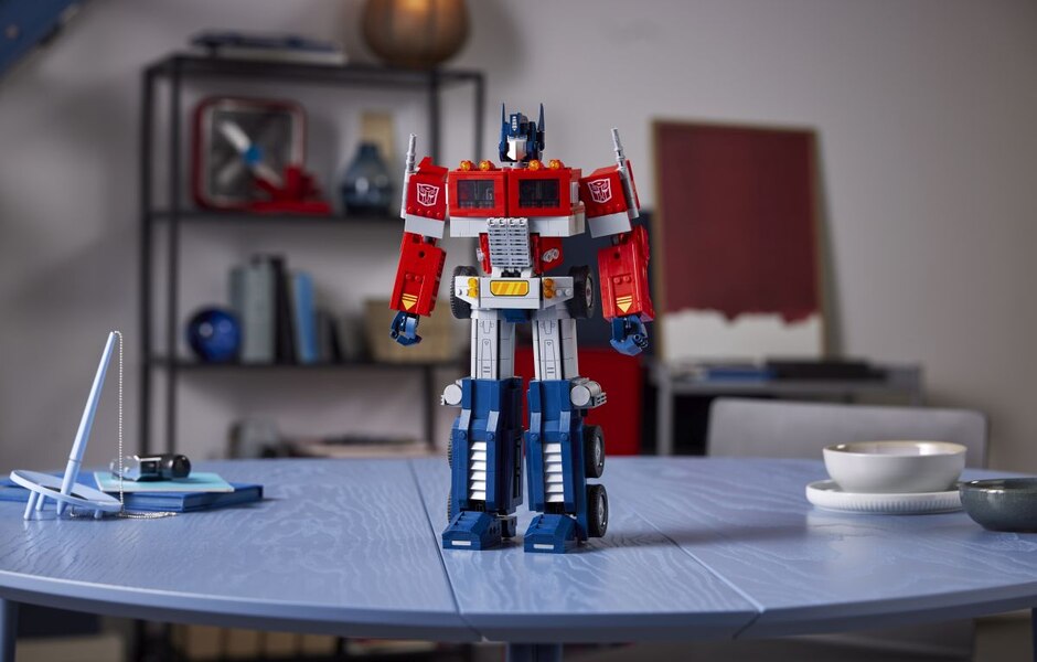 LEGO 10302 Transformers G1 Optimus Prime  Image  (22 of 25)